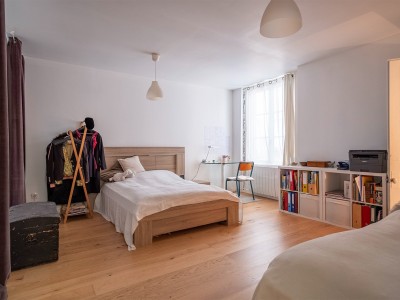LOCAL COMMERCIAL A VENDRE - LYON 6EME ARRONDISSEMENT - 83,54 m2 - 365000 € 