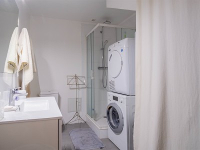 LOCAL COMMERCIAL A VENDRE - LYON 6EME ARRONDISSEMENT - 83,54 m2 - 365000 € 