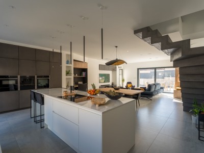 MAISON - ANSE - 160 m2 - 659000 €