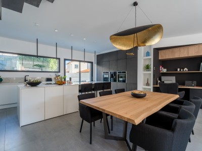 MAISON - ANSE - 160 m2 - 659000 €