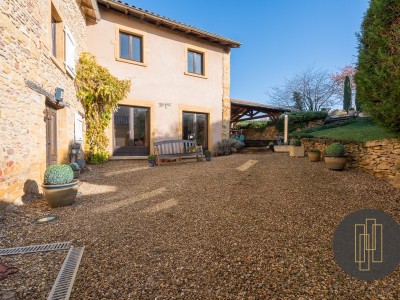 MAISON A VENDRE - BAGNOLS - 210 m2 - 720000 €