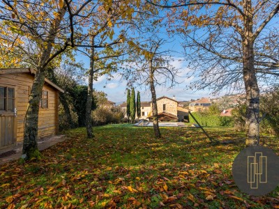 MAISON A VENDRE - BAGNOLS - 210 m2 - 720000 €