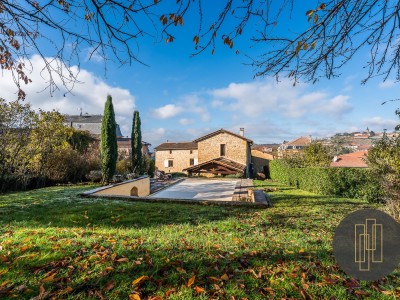 MAISON A VENDRE - BAGNOLS - 210 m2 - 720000 €