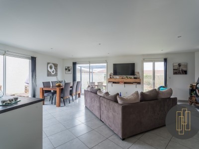 MAISON DE PLAIN PIED A VENDRE - BELLEVILLE - 88,46 m2 - 320000 €