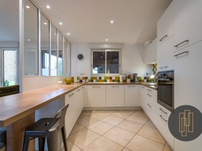 MAISON A VENDRE - DENICE - 170 m2 - 670000 €