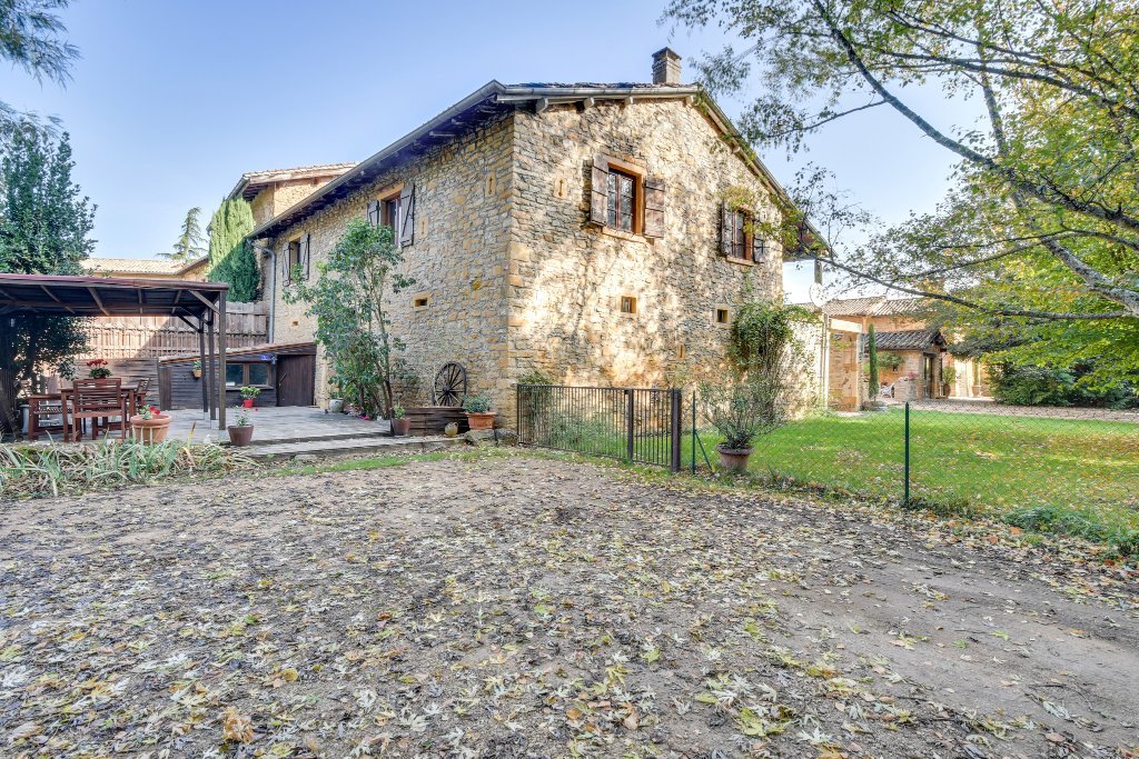 Maison Lacenas 180 M2 Vendu Immobilier Lacenas