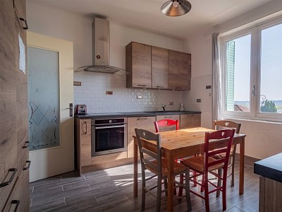 MAISON A VENDRE - LIMAS - 197 m2 - 480000 €