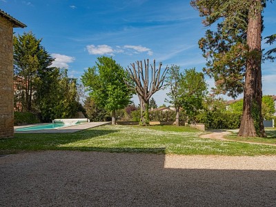 MAISON - LIMAS - 350 m2 - 895000 €