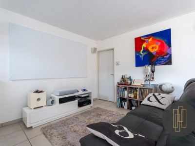 MAISON A VENDRE - LIMAS - 88 m2 - 345000 €