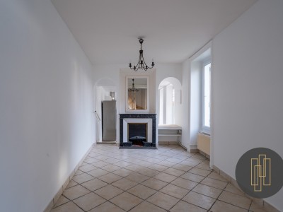 MAISON A VENDRE - REYRIEUX - 105 m2 - 295000 €