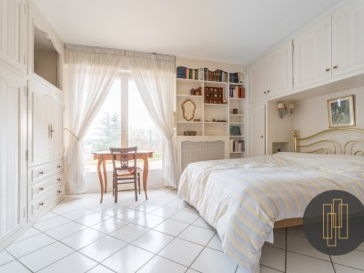 MAISON A VENDRE - ST CYR AU MONT D OR - 210 m2 - 995000 €