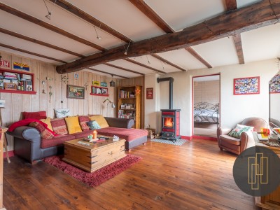 MAISON DE VILLAGE A VENDRE - ST ETIENNE DES OULLIERES - 134,7 m2 - 290000 €
