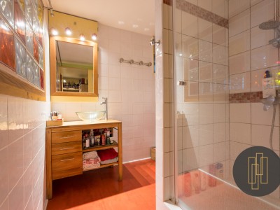 MAISON DE VILLAGE A VENDRE - ST ETIENNE DES OULLIERES - 134,7 m2 - 290000 €