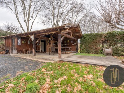 MAISON DE VILLAGE A VENDRE - ST ETIENNE DES OULLIERES - 134,7 m2 - 290000 €