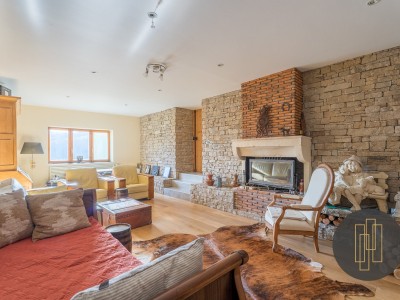MAISON A VENDRE - VAUX EN BEAUJOLAIS - 318 m2 - 698000 €