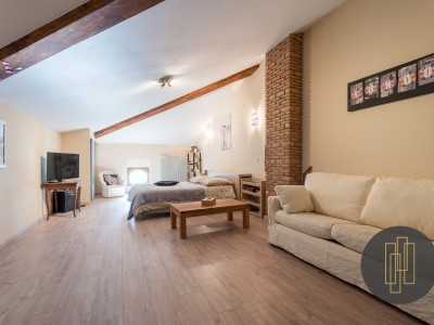 MAISON A VENDRE - VAUX EN BEAUJOLAIS - 318 m2 - 698000 €