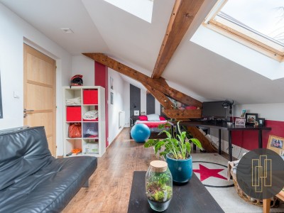 MAISON A VENDRE - VILLEFRANCHE SUR SAONE - 220 m2 - 650000 €