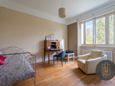 MAISON A VENDRE - VILLEFRANCHE SUR SAONE - 220 m2 - 650000 €