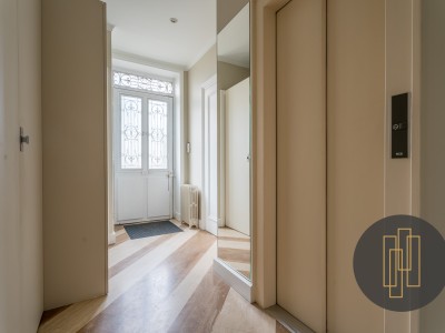 MAISON A VENDRE - VILLEFRANCHE SUR SAONE - 275 m2 - 880000 €