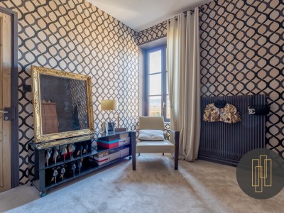 BELLE MAISON DE FAMILLE A VENDRE - VILLEFRANCHE SUR SAONE - 219 m2 - 635000 €