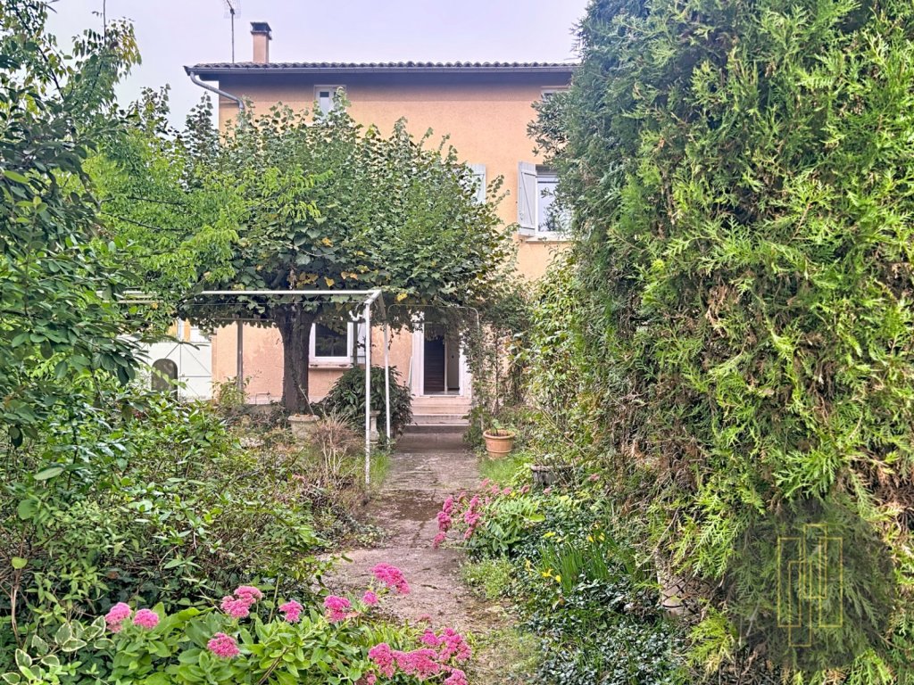 MAISON A VENDRE - VILLEFRANCHE SUR SAONE - 124.27 m2 - 450 000 €