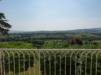 Proprit A VENDRE - BULLY - 350 m2 - 990000 €