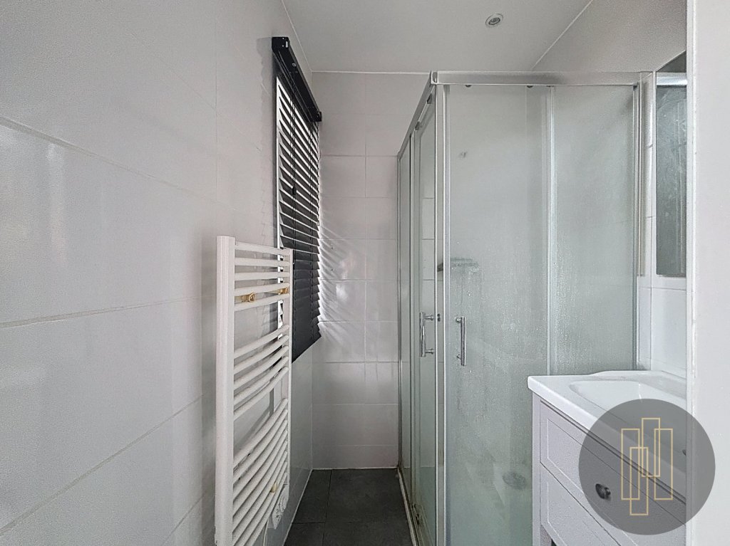 APPARTEMENT T1 A VENDRE - VILLEFRANCHE SUR SAONE - 35.8 m2 - 102 000 €