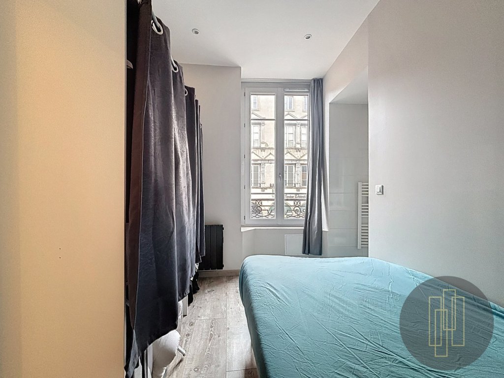 APPARTEMENT T1 A VENDRE - VILLEFRANCHE SUR SAONE - 35.8 m2 - 102 000 €