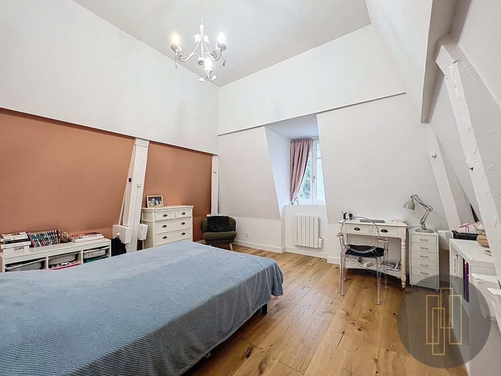 APPARTEMENT T4 A VENDRE - POMMIERS - 114.93 m2 - 469 000 €