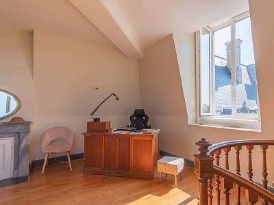 Appartement de charme dans un chteau A VENDRE - VILLEFRANCHE SUR SAONE - 194,96 m2 - 560000 €