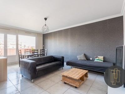 APPARTEMENT T4 A VENDRE - VILLEURBANNE - 81,04 m2 - 319000 €