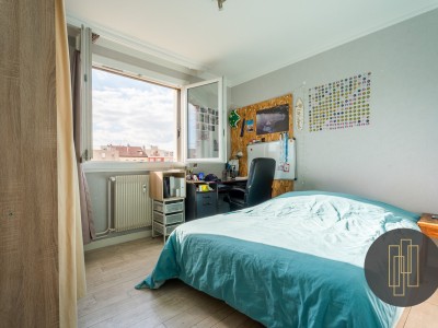 APPARTEMENT T4 A VENDRE - VILLEURBANNE - 81,04 m2 - 319000 €