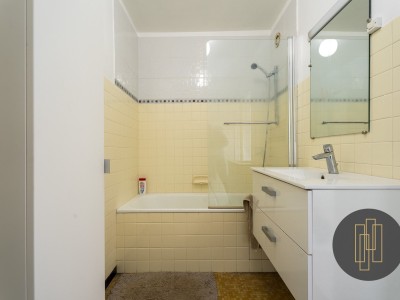 APPARTEMENT T4 A VENDRE - VILLEURBANNE - 81,04 m2 - 319000 €