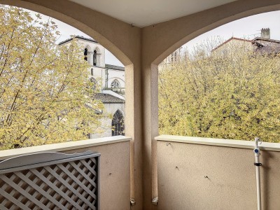 APPARTEMENT T5 A VENDRE - VILLEFRANCHE SUR SAONE - 114 m2 - 270000 €