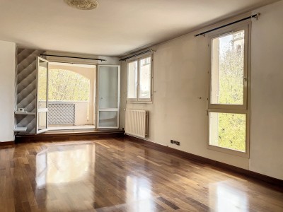 APPARTEMENT T5 A VENDRE - VILLEFRANCHE SUR SAONE - 114 m2 - 270000 €