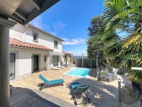 VILLA A VENDRE - LIMAS - 158.76 m2 - 579 000 &euro;